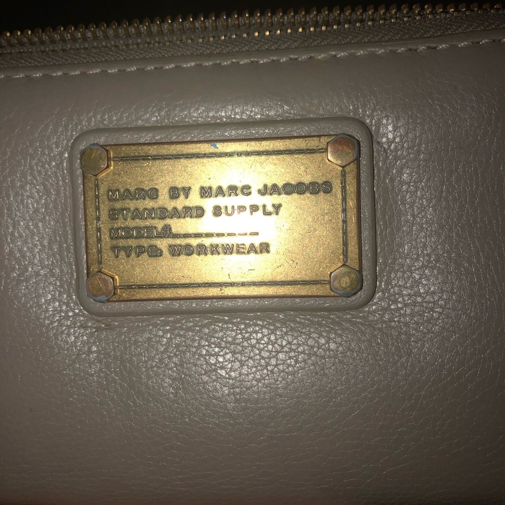Wallet - Picture 2 of 3